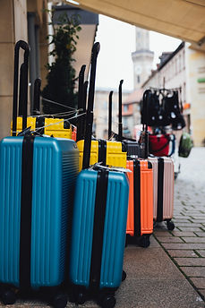 How To Find Your Bag In A Busy Airport